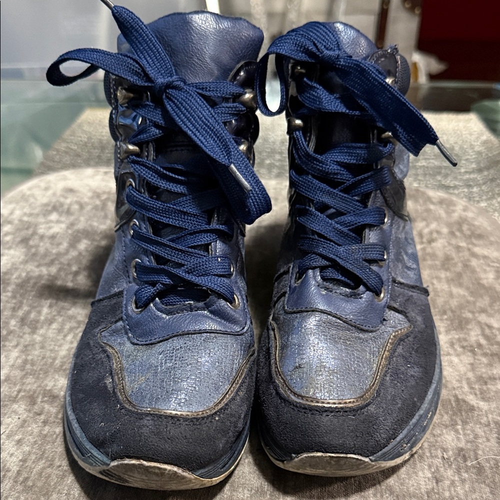 Women's Blue Sneakers